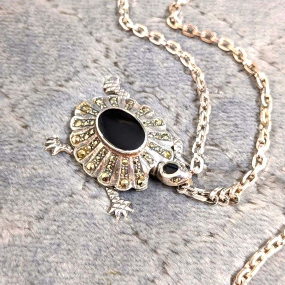 Vintage Sterling Silver, Onyx and Marcasite Turtle Pendant/Necklace - Picture 12 of 16